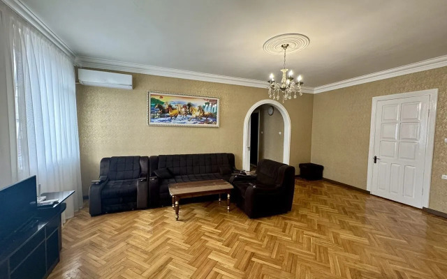 na Ulitse Markova 14 Private House