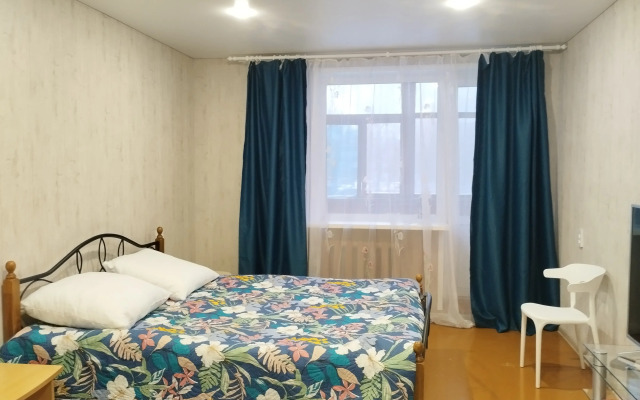 Prostornye Na Prospekte Pobedy Apartments