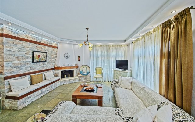 Flamingo Pelion Luxury Superior Studios And Suites Hotel