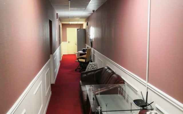 V Pitere Zhit Hostel
