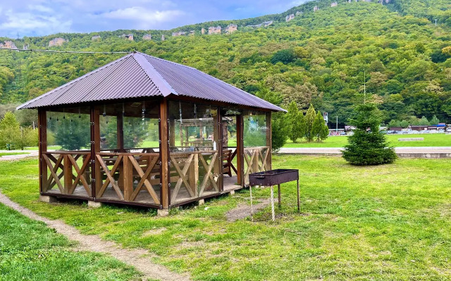 Отель Графская Поляна