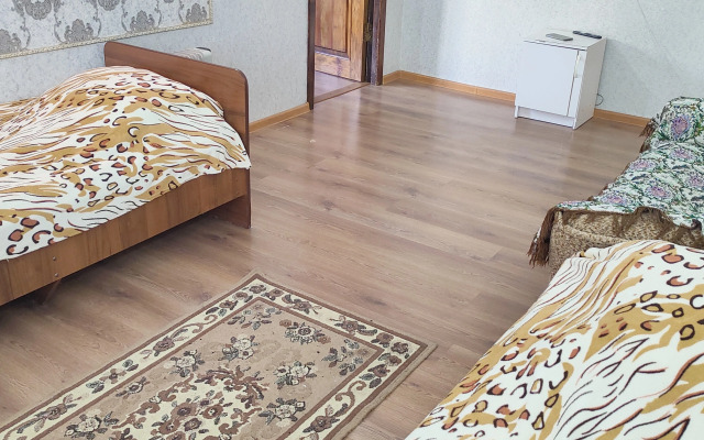 V Tsentre Goroda Sukhum Flat