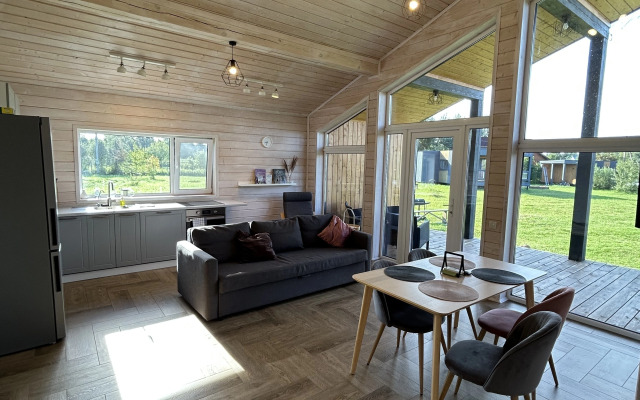 Частный Дом на Улице Плещеевская 80А