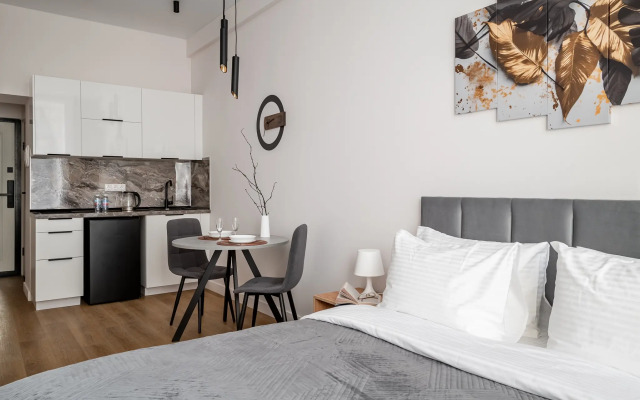 Comfort Life u metro Pervomayskaya Apartments