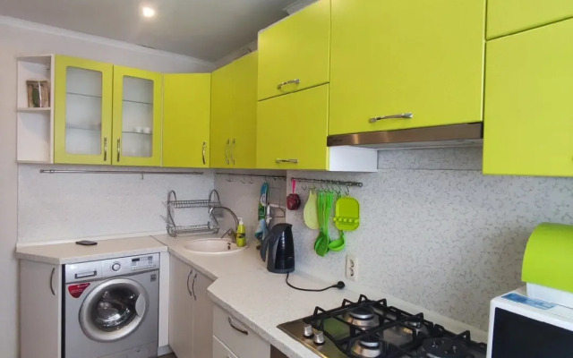 Dvukhkomnatnaya V Tsentre Goroda Flat