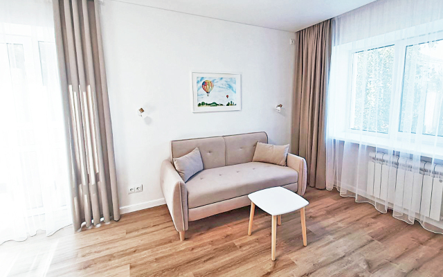 U Metro Severny Vokzal Flat
