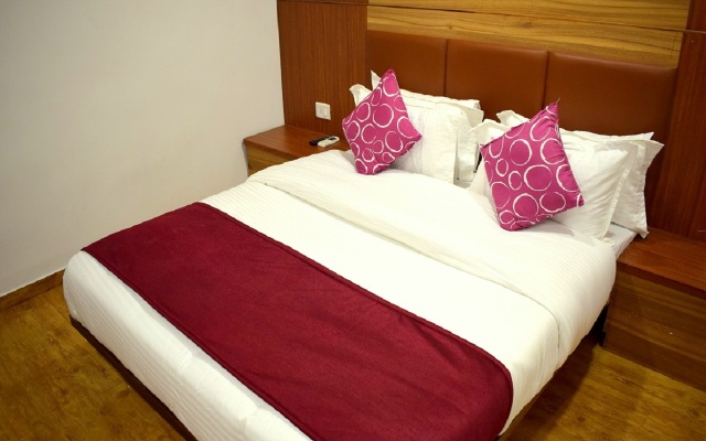 Palak Palace Hotel