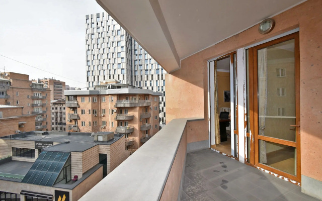 5-K v Novostroyke, Severny Prospekt, Hh106 Flat