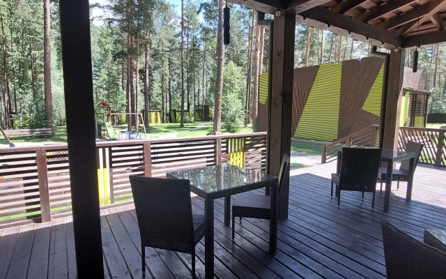 Wood Park (ex. Shishka Hotel)