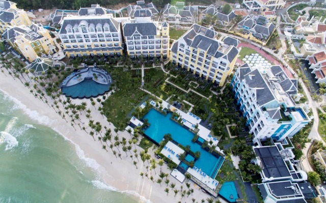 Resort JW Marriott Phu Quoc Emerald Bay Resort & Spa Hotel