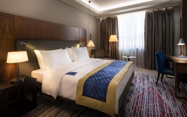 Hotel Radisson Blu Yerevan 5*