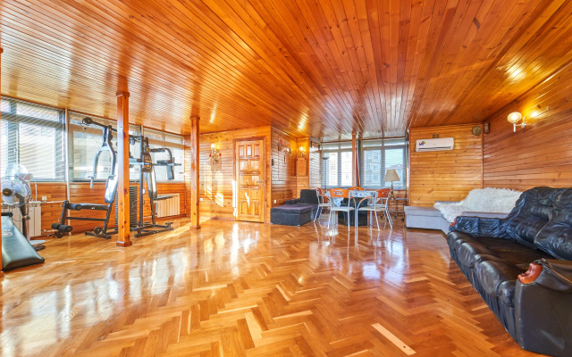320 m² in the Very Center of Sochi Private House
