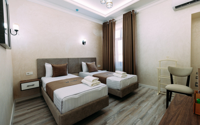 Yurt Hotel