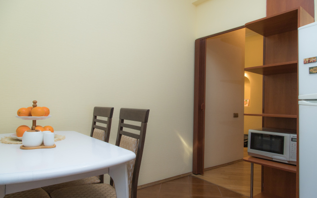 Dvuhkomnatnye na Ploshchadi Pobedy Apartments