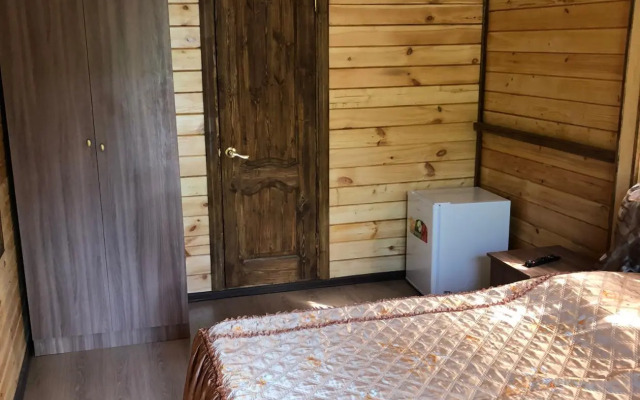 V Gostyakh U Zaura Private house