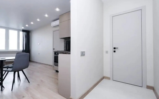 Clever House Apartments 5