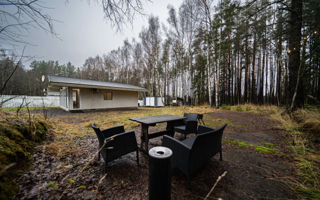 Частный дом Вилла Лаванда с камином у озера