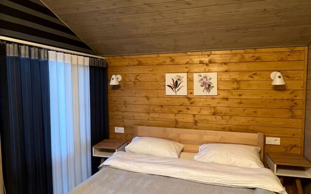Kiparis Hotel