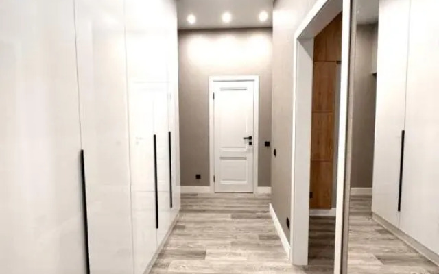 2kh Komnatnye Apartamenty Kranzdeluxe White
