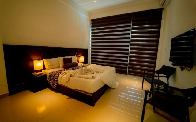 Trincomalee Beach & Spa Resort