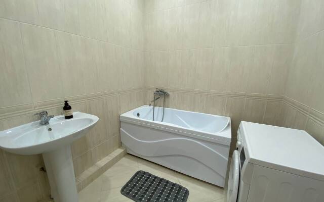 Квартира Просторная Трехкомнатная