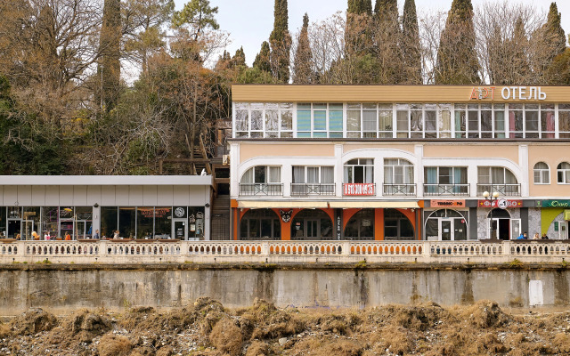 Апартаменты 10 минут до моря вид на набережную