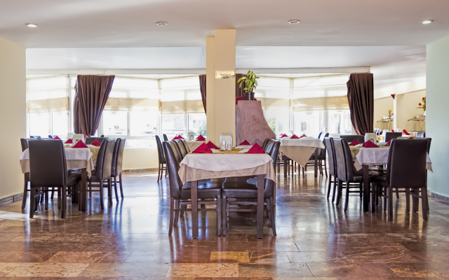 Green Gold Hotel