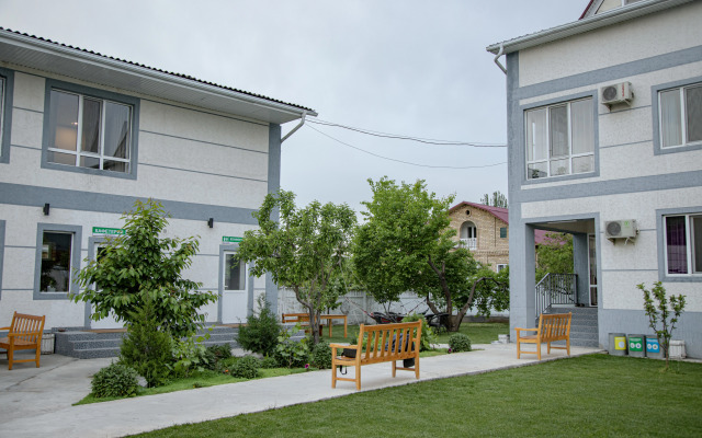 Отель Good Night KG