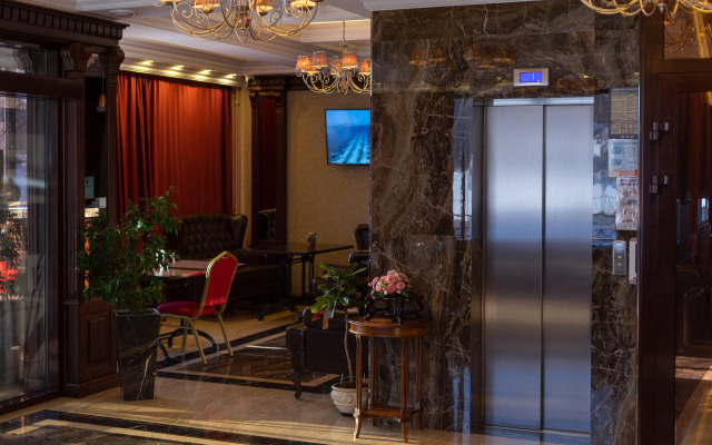 Villa Maralis Hotel