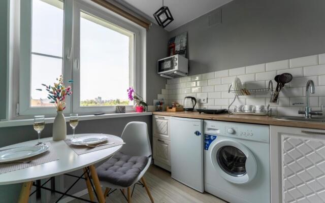 Kant Za Oknom Flat
