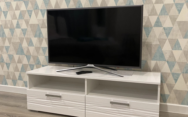 Na Lunacharskogo 33 Flat