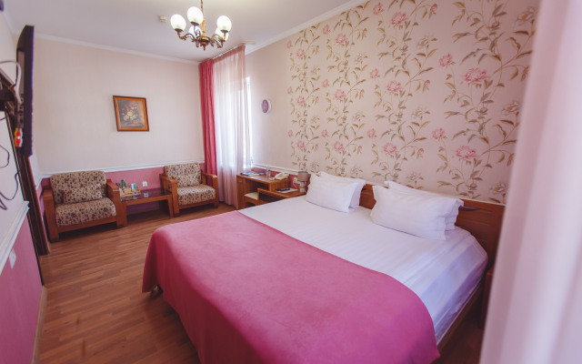 Piramid Hotel