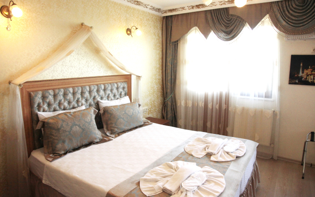 Sea House Suites
