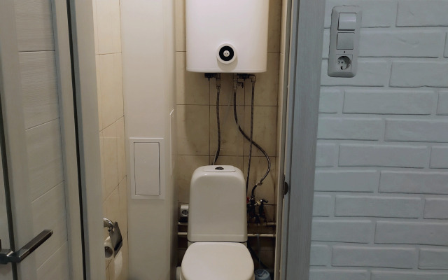 Sovremennaya Kvartira Nedaleko Ot Aeroporta I Metro Flat