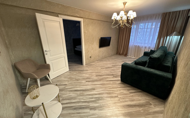 Апартаменты на Московском 77