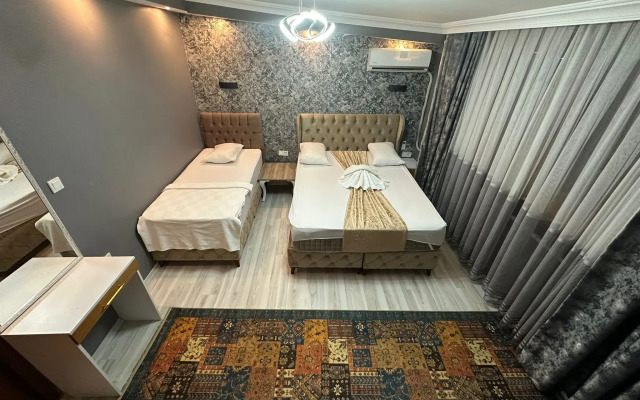 Gur Royal Suit Apartments