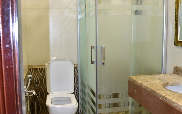 Baku Rigs Hotel