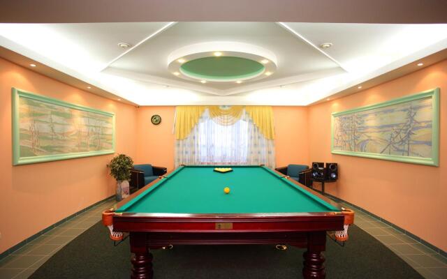 Rossiya Hotel
