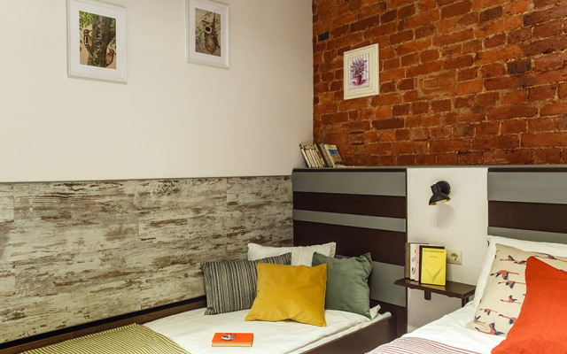 Апартаменты KvartiraDostoevskogo byApartica