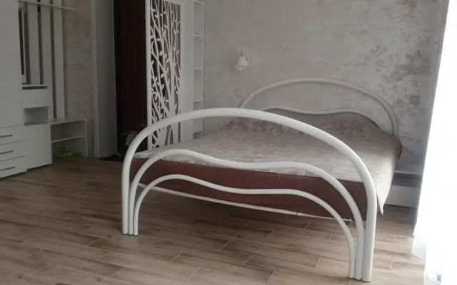 Апартаменты Ясная Студия на Банном