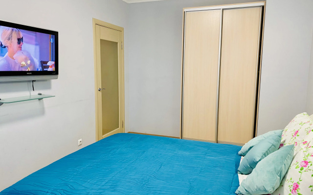 Shokolad U Mts Almazova Flat