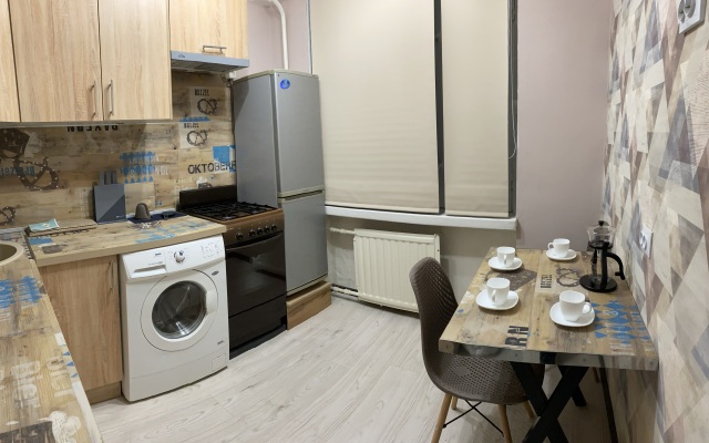 Квартира 2-комнатная на академика Байкова 11-2