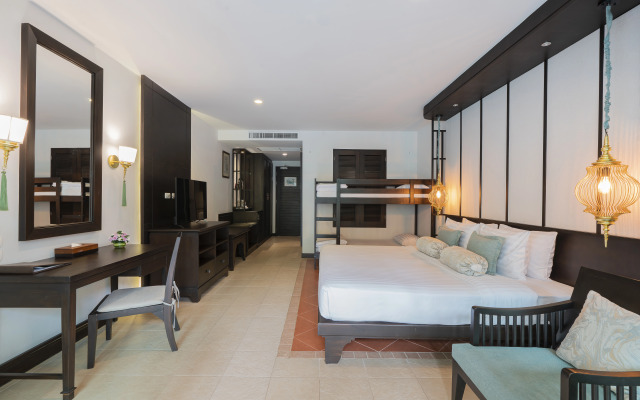 Ravindra Beach Resort And Spa