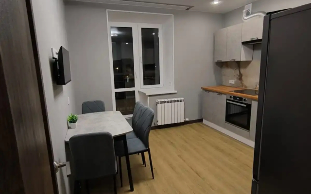 Апартаменты Новая 2х комнатная квартира с паркингом