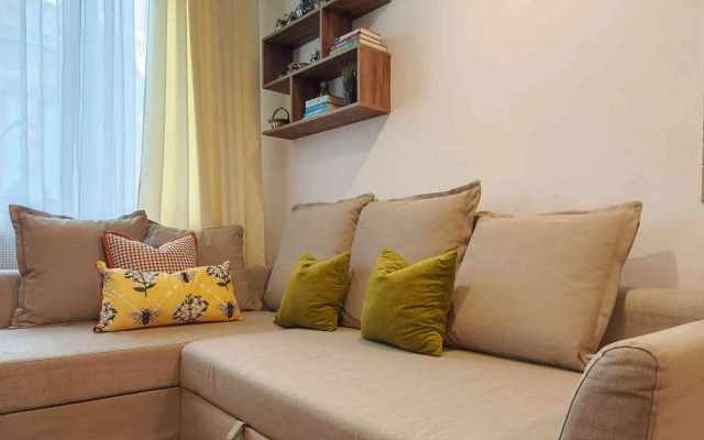 Апартаменты Невский 18 Николь и Мишель 1