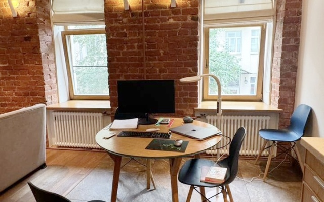 Loft Dvukhkomnatny Vozle Tsirka Nikulina Flat
