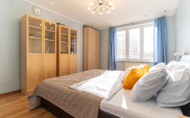 Апартаменты Трёхкомнатные Stepanenkov для 5 Гостей на Татищева 49