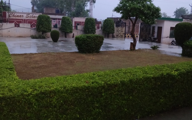 Manish Chauhan Guest House