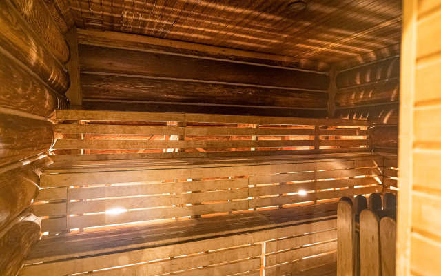 Апартаменты с двумя мастер-спальнями на первой береговой линии