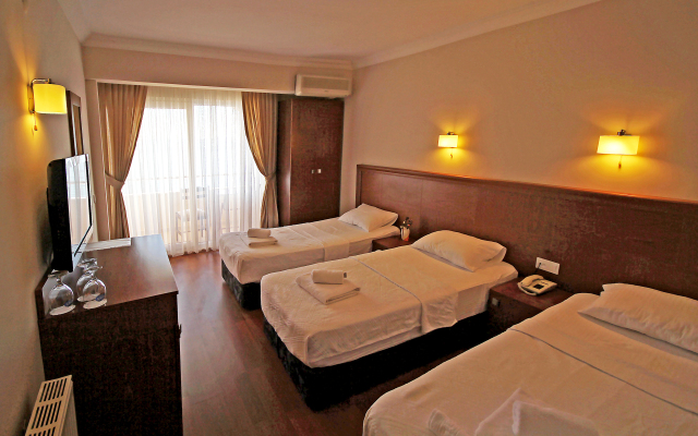 Отель Ucem Otel Golden Sea